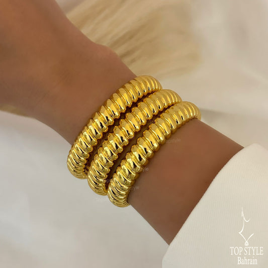 21K Gold Plated Ribbed Bangle