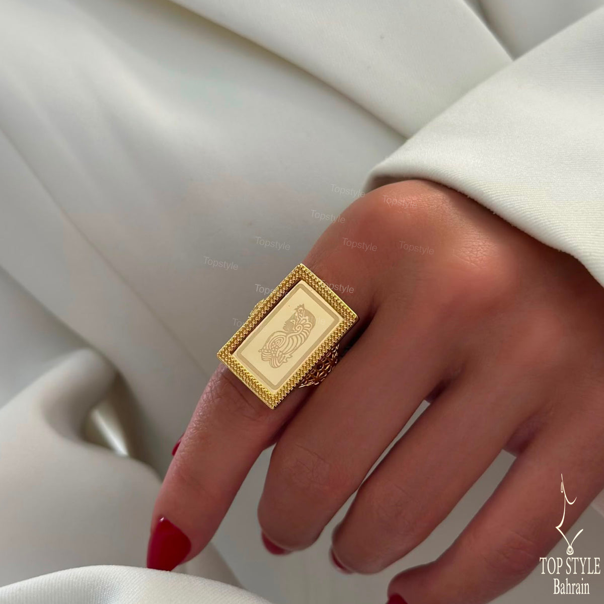 Lady Fortuna Ring - 21K Gold Plated