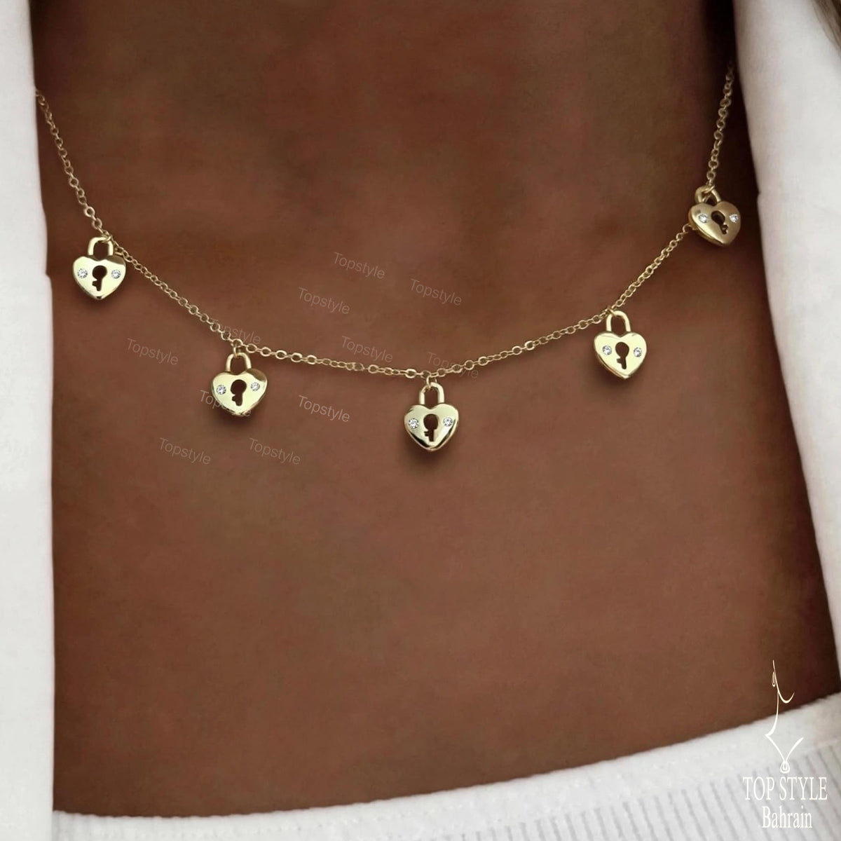 Dainty Heart Lock Choker Necklace | 18K Gold Plated