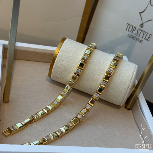 Iconic Gold-Plated Bracelet