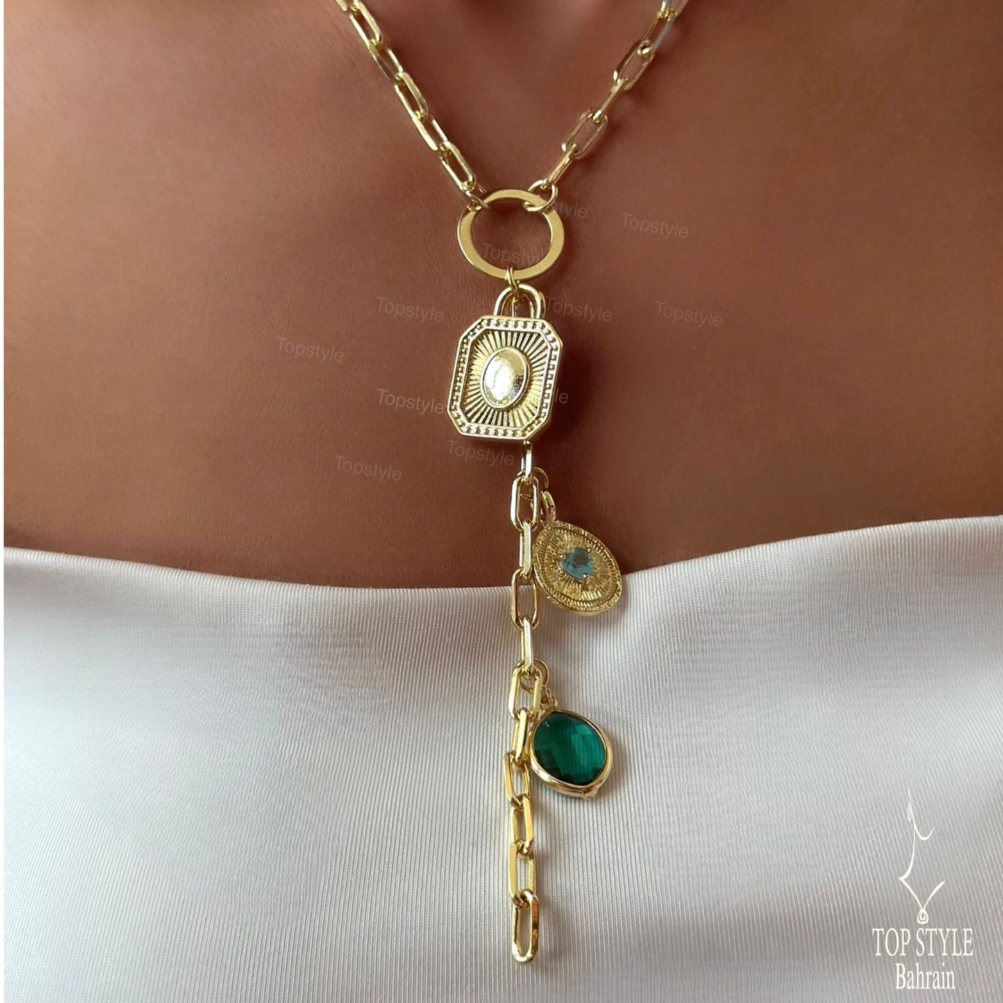 The amal charm drop necklace | 18K Gold Plated